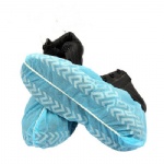 Anti-skid shoe cover